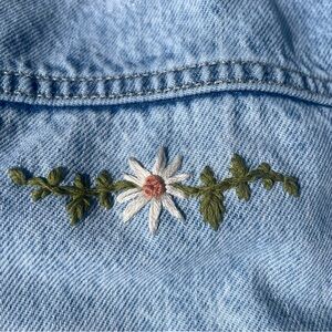 Hand embroidered denim jacket GAP XXS
